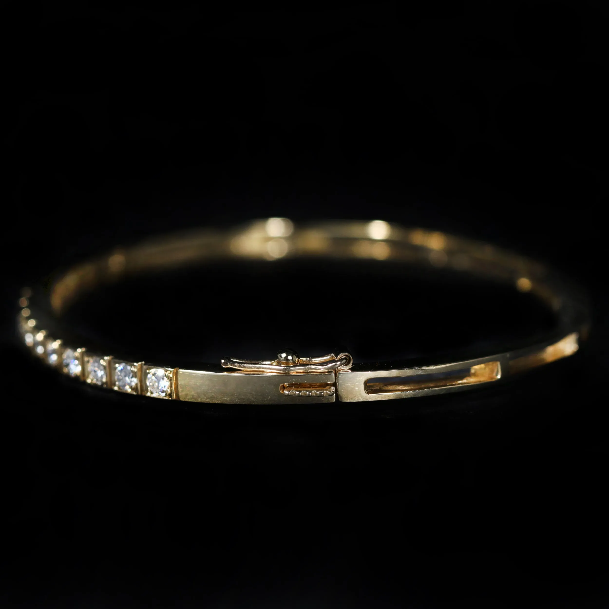 14K Yellow Gold 1.00 CTW Diamond Bangle Bracelet