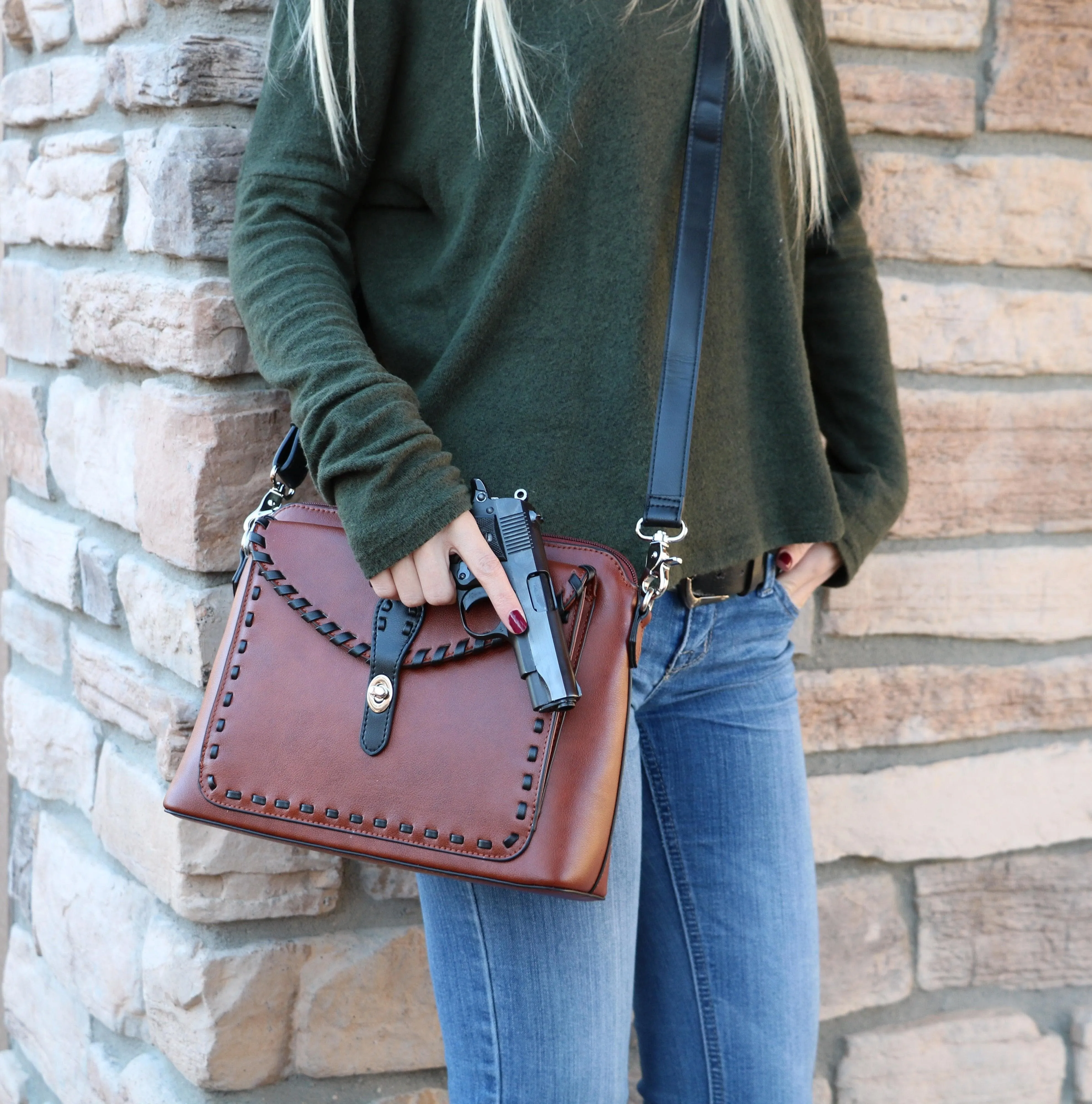 Concealed Carry Evelyn Leather Crossbody