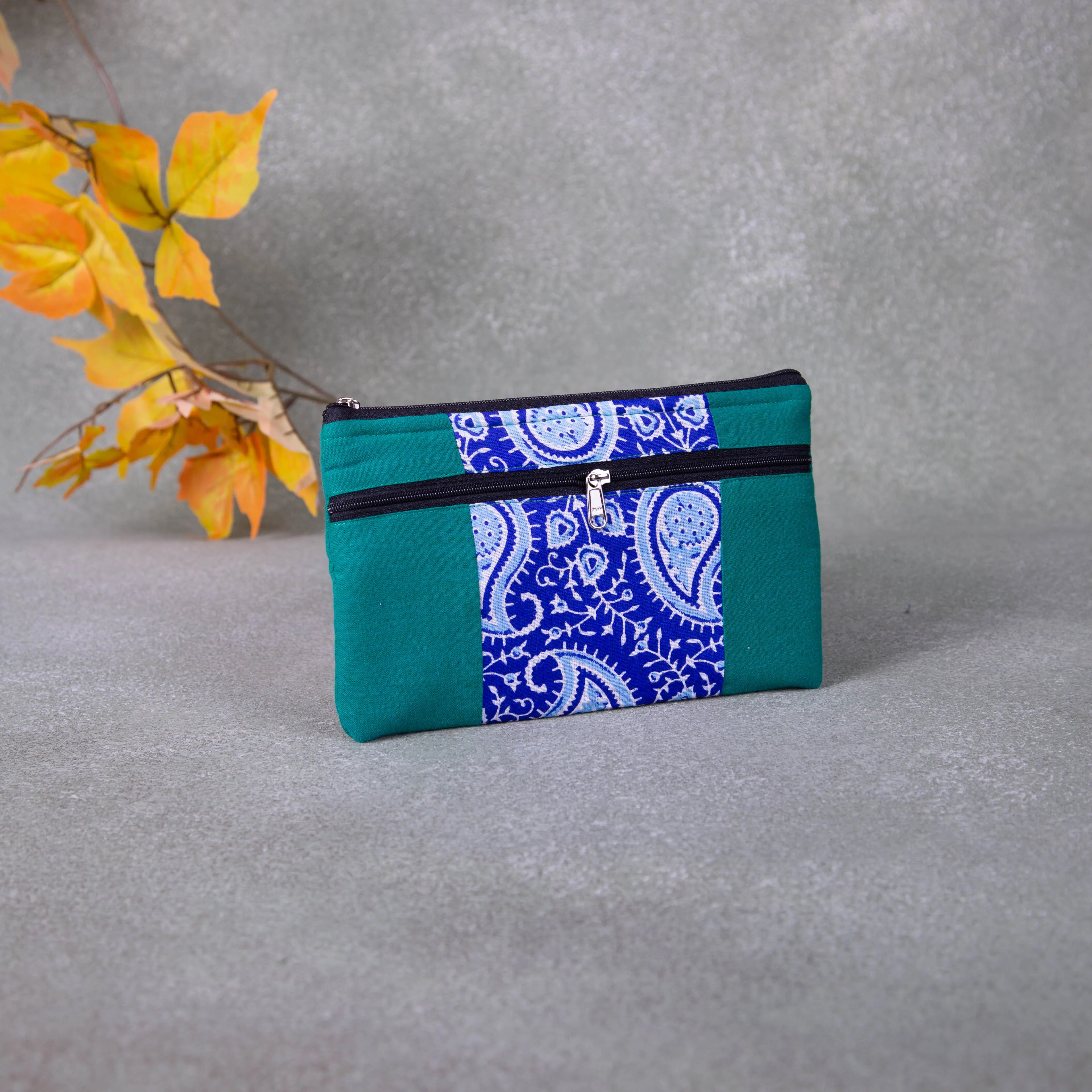 Cotton Multizip Purse Green With Ink Blue Mango Design.